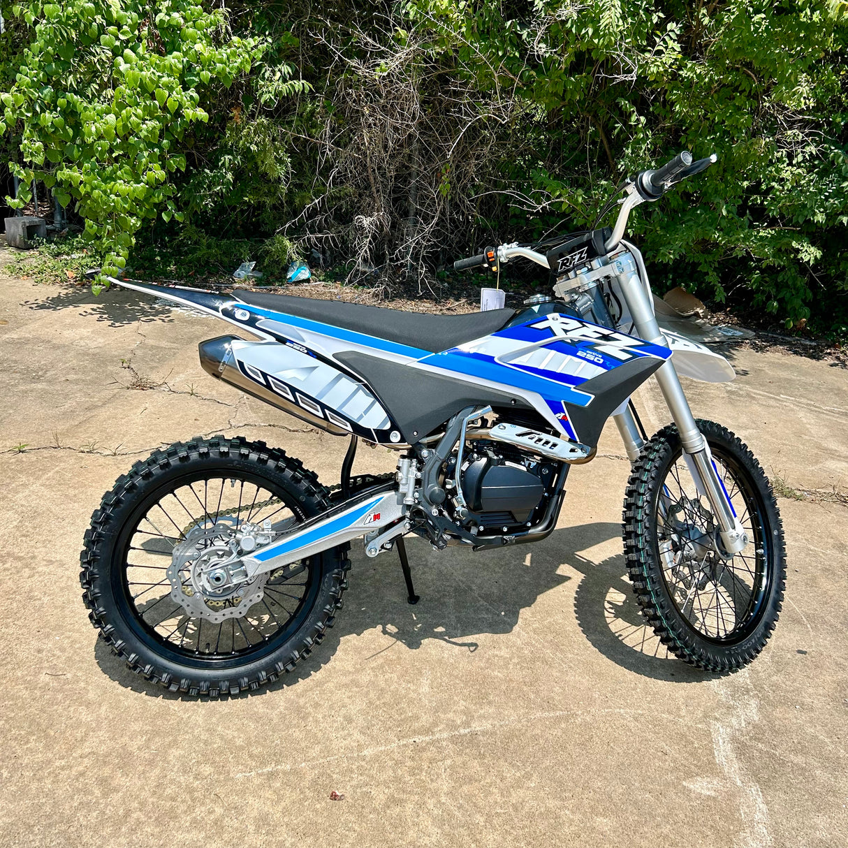 Apollo Thunder 250cc Dirt Bike - TribalMotorsports