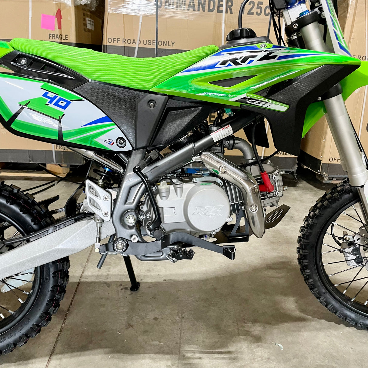 Apollo Z40 140cc Adult Dirt Bike - TribalMotorsports